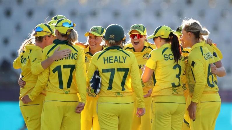 വനിതാ ട്വന്റി 20 ലോകകപ്പ്: ഓസീസിനെതിരെ പൊരുതി തോറ്റ് ഇന്ത്യൻ പെൺപട.