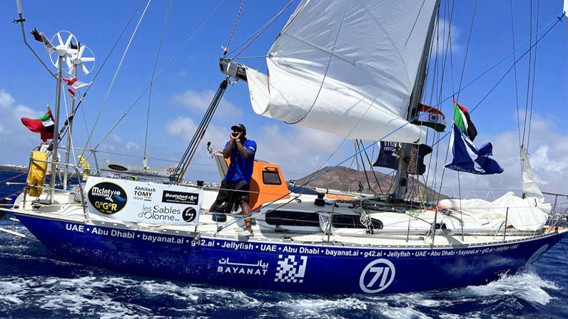 ഗോൾഡൻ ഗ്ലോബ് റേസ്: ചിലെയിലെ “കേപ് ഹോൺ മുനമ്പ്” വലംവച്ചു ഇന്ത്യയുടെ അഭിലാഷ് ടോമി.