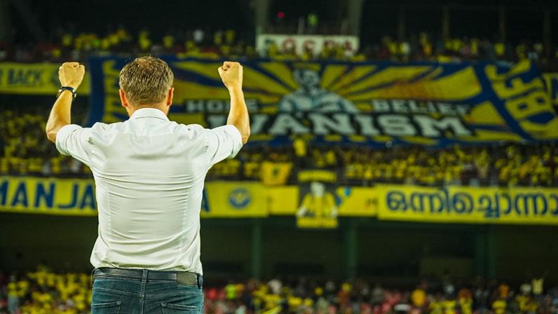 ഇന്ത്യൻ സൂപ്പർ ലീഗിൽ ഇന്ന് “കൊൽക്കത്ത ഡെർബി”. കേരളാ ബ്ലാസ്റ്റേഴ്സിന് ഇത് നിർണായക മത്സരം.